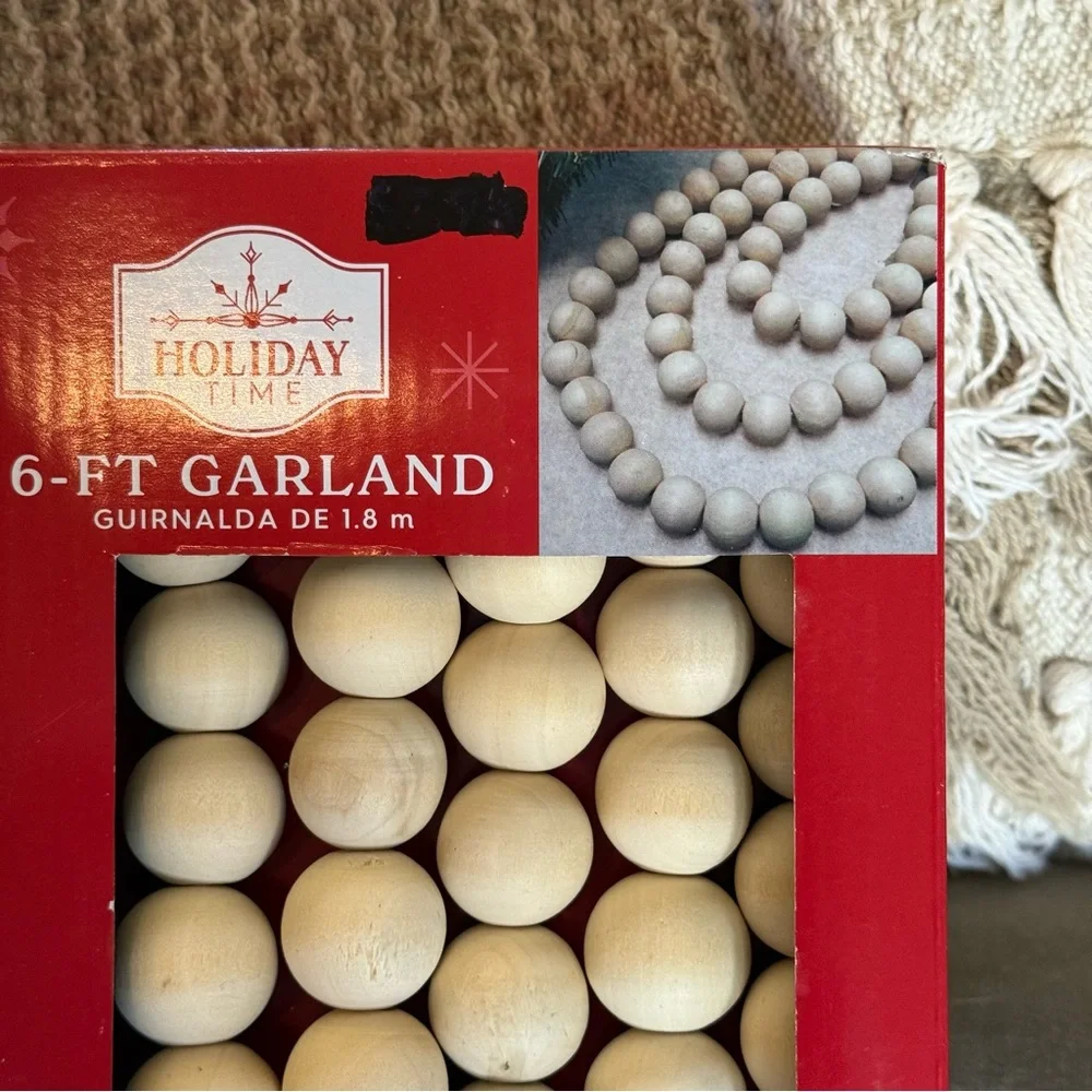 Christmas NIB wooden beaded garland 6’